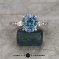 The "Carina" ring in platinum with 3.87-carat Montana sapphire