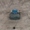 The "Carina" ring in 14k white gold with 1.24-carat Montana sapphire
