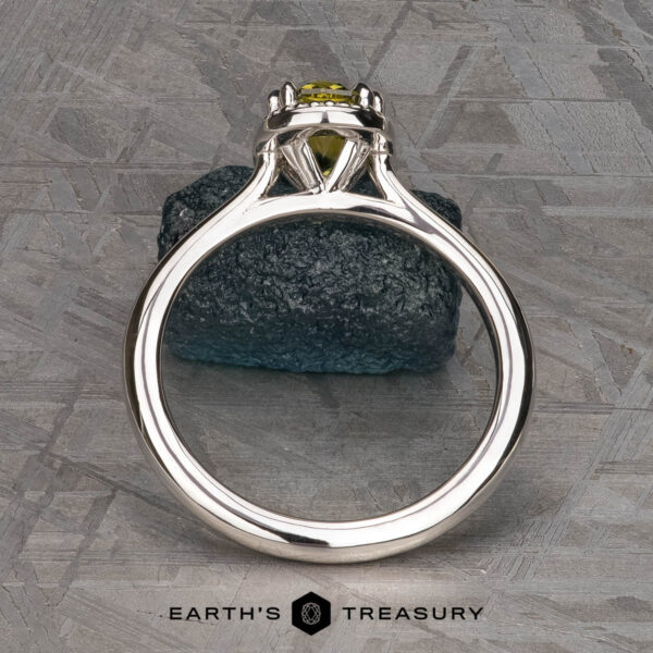 The “Ainsley” ring in 14k white gold with 0.94-Carat Australian Sapphire The “Ainsley” ring in 14k white gold with 0.94-Carat Australian Sapphire