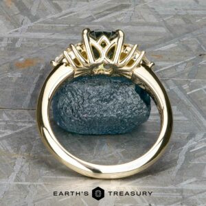 The “Rayne” ring in 14k yellow gold with 1.28-Carat Australian Sapphire