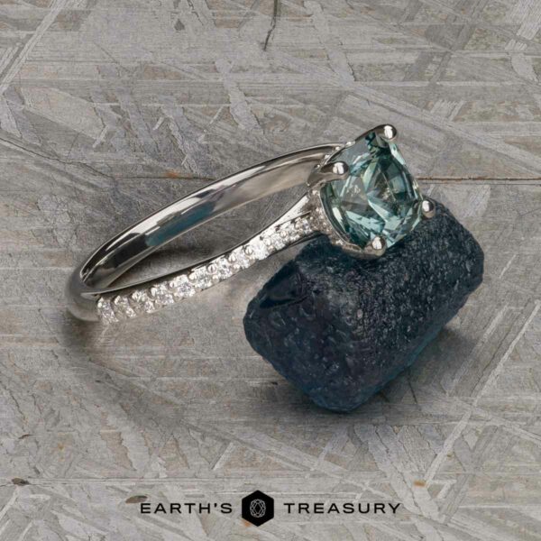 The Pave "Katya" ring in platinum with 1.60-Carat Montana Sapphire The Pave "Katya" ring in platinum with 1.60-Carat Montana Sapphire