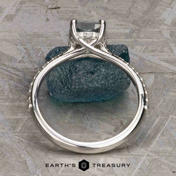 The Pave "Katya" ring in platinum with 1.60-Carat Montana Sapphire The Pave "Katya" ring in platinum with 1.60-Carat Montana Sapphire