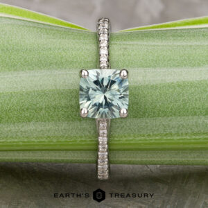 The Pave "Katya" ring in platinum with 1.60-Carat Montana Sapphire