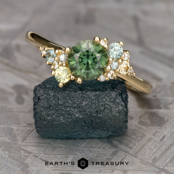 The Deluxe "Nebula" ring in 14k yellow gold with 1.02-carat Australian sapphire The Deluxe "Nebula" ring in 14k yellow gold with 1.02-carat Australian sapphire