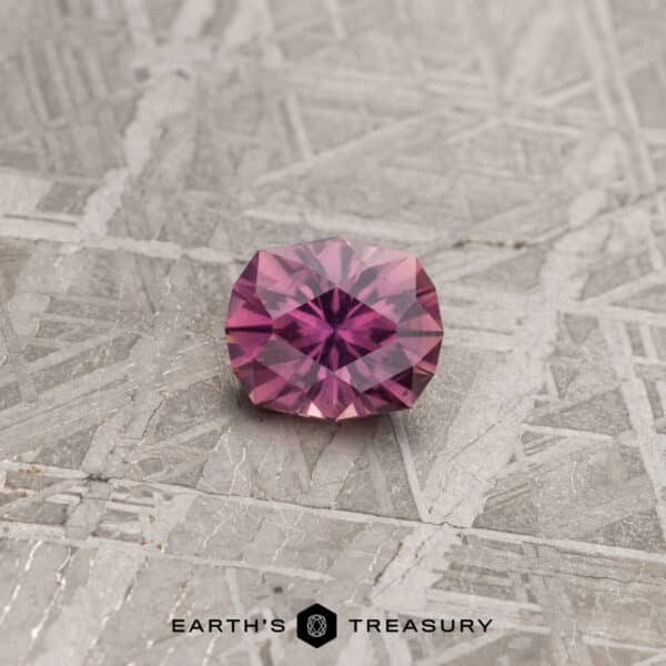 1.39-Carat Magenta Pink Umba Sapphire 1.39-Carat Magenta Pink Umba Sapphire