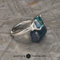The "Damara" ring in platinum with 3.40-carat Montana sapphire