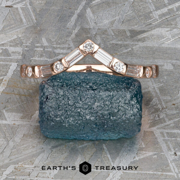 The "Mayenne" band in 14k rose gold The "Mayenne" band in 14k rose gold