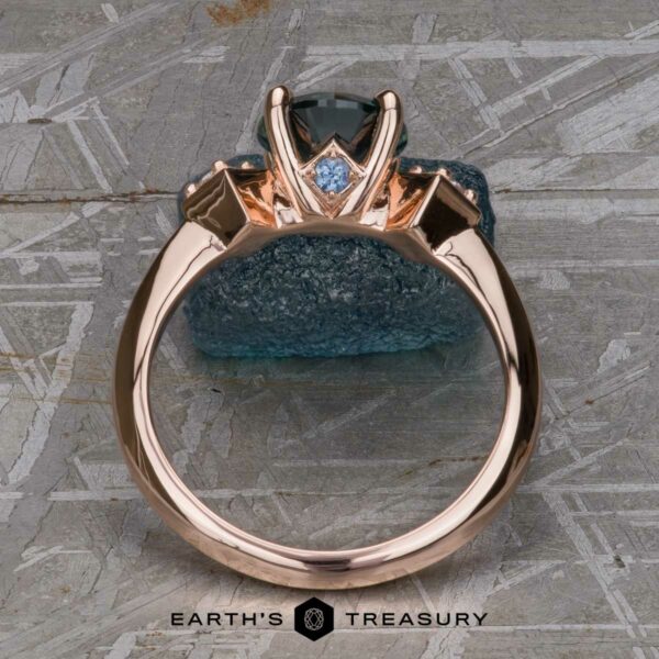 The "Harmonia" ring in 14k rose gold with 1.55-Carat Montana sapphire The "Harmonia" ring in 14k rose gold with 1.55-Carat Montana sapphire
