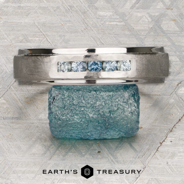 The "Odin" ring in platinum The "Odin" ring in platinum