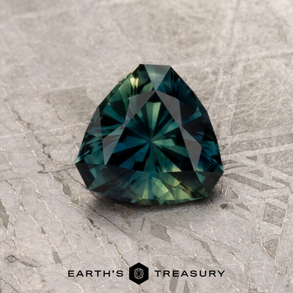 1.08-Carat Rich Teal-Green Particolored Australian Sapphire (Hea 1.08-Carat Rich Teal-Green Particolored Australian Sapphire (Hea