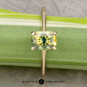 The Milgrain "Clarice" ring in 14K yellow gold with 1.69-carat Australian sapphire
