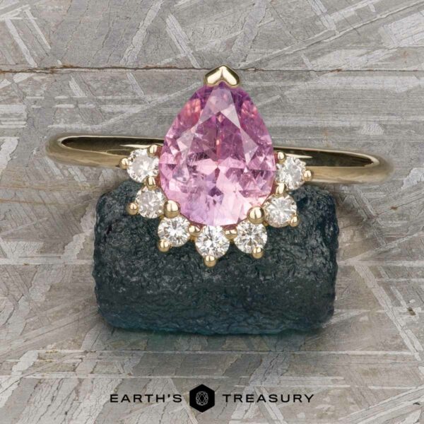 The “Alani” ring in 14k yellow gold with 1.70-Carat Umba Sapphire The “Alani” ring in 14k yellow gold with 1.70-Carat Umba Sapphire