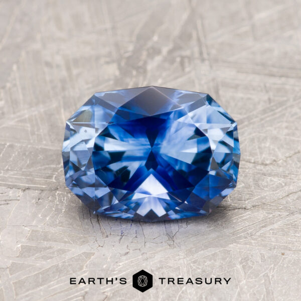 A particolored rectangle Ceylon sapphire