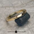 The Custom-Fit Notch Band in 18k yellow gold