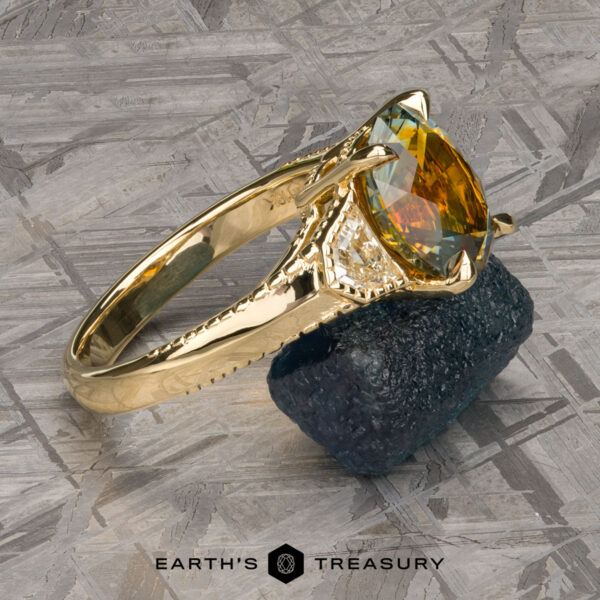 The "Ramona" Three-Stone Ring in 18k yellow gold with 4.02-Carat Montana Sapphire The "Ramona" Three-Stone Ring in 18k yellow gold with 4.02-Carat Montana Sapphire