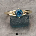The "Alora" ring in 14k yellow gold with 0.97-Carat Montana Sapphire