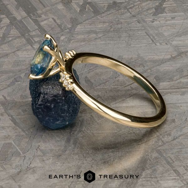 The "Paloma" ring in 14k yellow gold with 1.85-carat Montana sapphire The "Paloma" ring in 14k yellow gold with 1.85-carat Montana sapphire