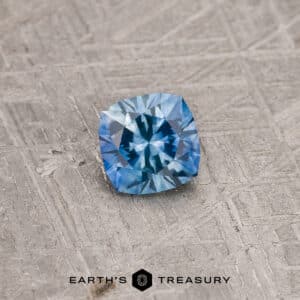 A particolored Montana sapphire in our "Stella" square design