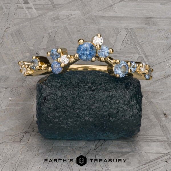 The Deluxe "Nebula" Band in 18k yellow gold The Deluxe "Nebula" Band in 18k yellow gold
