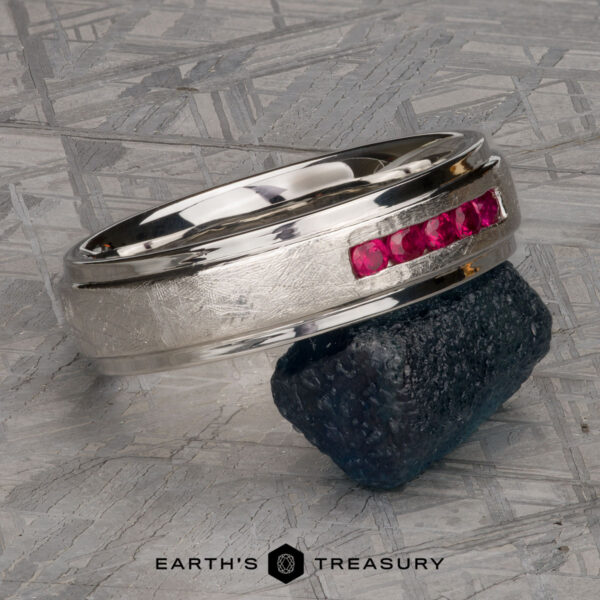 The "Odin" ring in platinum The "Odin" ring in platinum