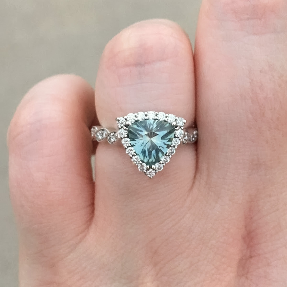A custom ring in 14K white gold with a 1.88-Carat Montana Sapphire