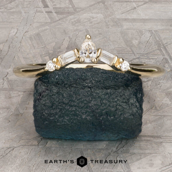The "Lalinde" Band in 14k yellow gold The "Lalinde" Band in 14k yellow gold