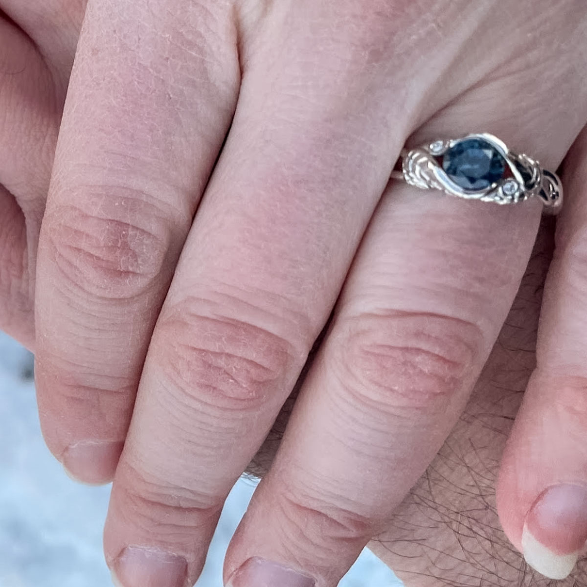 The "Linden" ring in platinum with 0.94-carat Montana sapphire