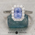 The Prong "Valeria" ring in platinum with 1.62-Carat Sri Lanka Ceylon Sapphire