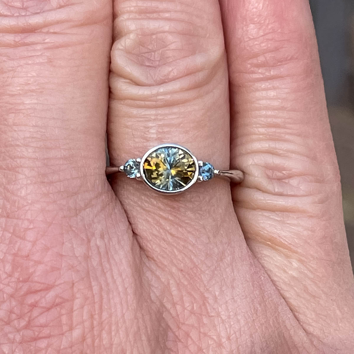The "Evadne" ring in 14K white gold with 1.34-Carat Montana Sapphire
