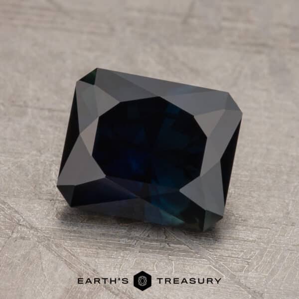 2.11-Carat Australian Sapphire 2.11-Carat Australian Sapphire