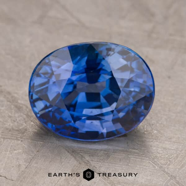 5.21-Carat Sapphire 5.21-Carat Sapphire