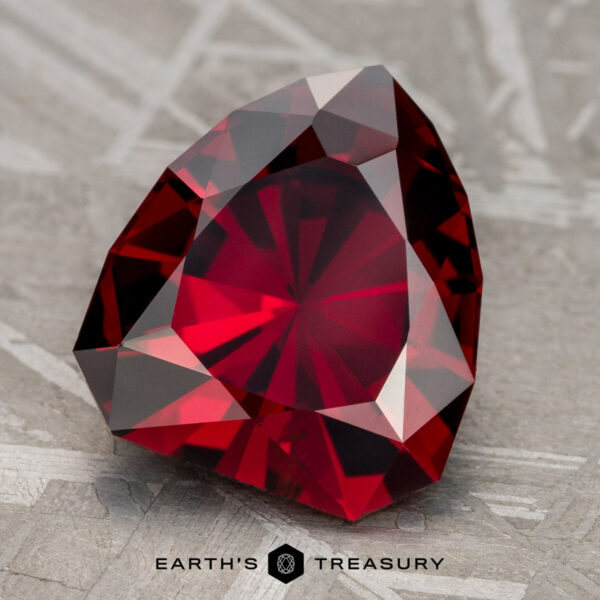 7.96-Carat Nigerian Spessartine Garnet 7.96-Carat Nigerian Spessartine Garnet