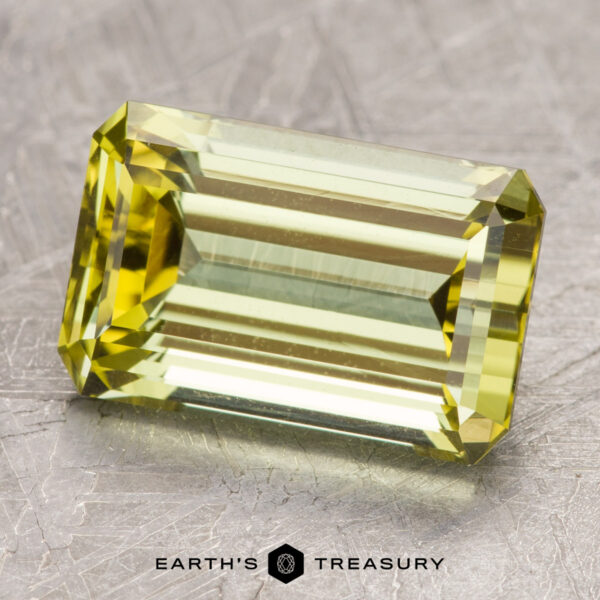 4.35-Carat Greenish Yellow California Tourmaline 4.35-Carat Greenish Yellow California Tourmaline
