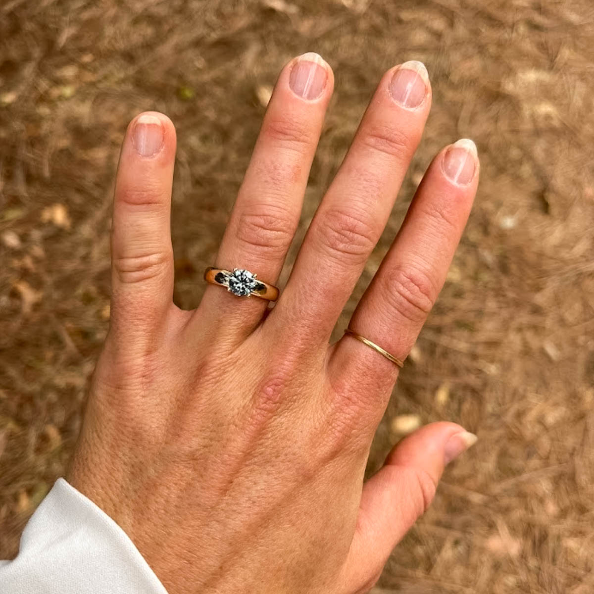 The "Davina" Ring in 14K yellow gold with 1.43-Carat Montana Sapphire