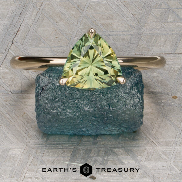 The Begonia Ring featuring a 1.79-Carat Green-Yellow Particolored Australian Sapphire set in 14K Yellow Gold The Begonia Ring featuring a 1.79-Carat Green-Yellow Particolored Australian Sapphire set in 14K Yellow Gold