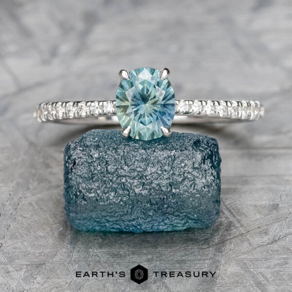 The "Heliophila" ring in 14K white gold with 1.05-Carat Montana Sapphire The "Heliophila" ring in 14K white gold with 1.05-Carat Montana Sapphire