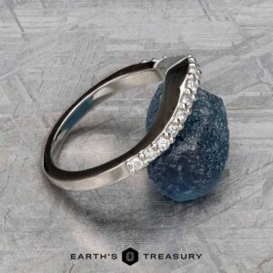 The "Arethusa" band in platinum
